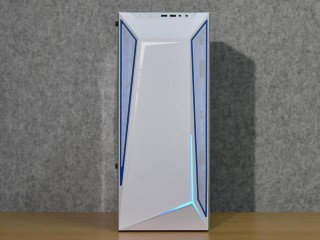 高顏值白色電競主機——攀升戰境S5評測