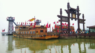 我國首家以影視文化與旅遊相結合的主題公園，是5A級旅遊景區