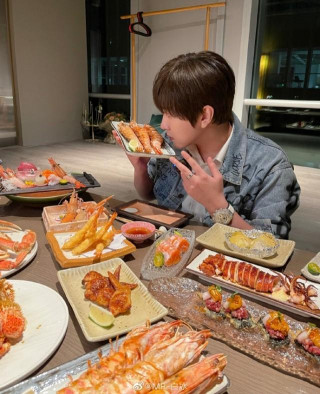 美食界探店天花板！坐擁千萬粉絲富一代白冰！真性情