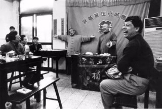 相聲圈的「莎翁」和「海青」，吃過玩過看過又隨遇而安的奇人