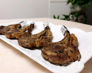 今日美食分享｜煎烤法式羊排