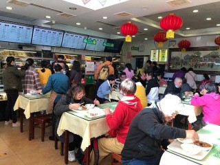 重陽糕、壽桃，京城老字號重陽民俗美食走俏！