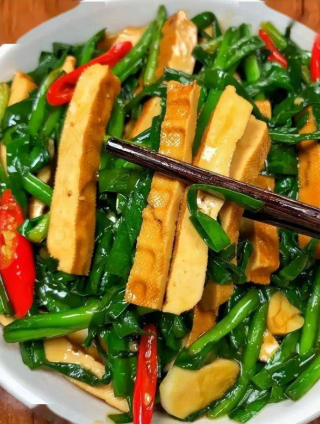 夏天吃什麼飯菜消暑又有食欲？分享5道下飯菜，鮮香可口告別油膩_步驟_五花肉_小火