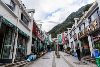 【人 · 車 · 生活】駕虎5上天下第一仙山賞美景