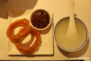 第1次來北京，傳統美食吃了不少，不起眼的小丸子真讓人喜歡