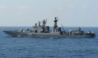 美艦侵入俄海域兩公里，遭俄艦迎頭“痛擊”，俄：美艦已乖乖退回