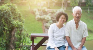 63歲大爺新型婚姻觀：只談戀愛不領證，偶爾同居，晚年特別幸福