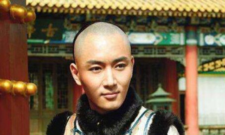 乾隆賜給叔叔一個特權，叔叔非常高興，死前才明白乾隆的真正目的