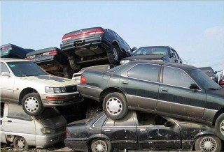 汽車報廢才補一千幾百塊，那我自己當廢鐵賣還不行嗎？還真不行