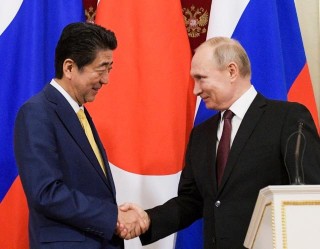 日本學者稱繼任者或延續安倍外交政策