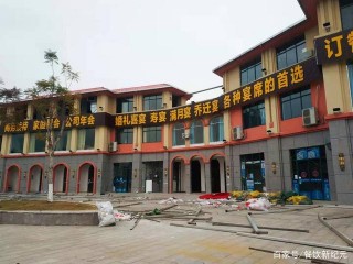 美食街小吃店老王哭了：“熬過了疫情，卻熬不過無人進店消費”