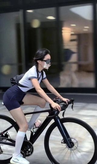 關於女性外陰白斑的日常生活護理，黑龍江仁芯醫院孟繁豔主任全方位對您講解_頑疾_時刻_症狀