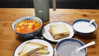 兩口子的極簡營養早餐，樣樣好吃，能量滿滿，搭配超贊，跟著做吧