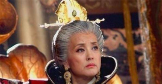 武則天為帝時已67歲，招張氏兄弟並非它圖，而是治國需要