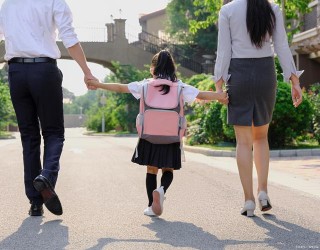 清華學霸媽媽，帶孩子旅遊有講究，孩子間的差距反應出父母的差距