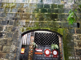 成都周邊，這個已有1300年歷史的小鎮，美食多，遊客少，值得一遊