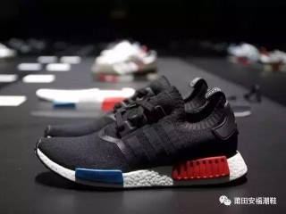 火爆一時的耐克阿迪球鞋從鞋踏上神壇，到跌下王座還有多遠？