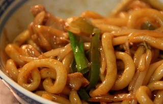 安徽臨泉美食印記！格拉條、豆腐腦和迎仙板雞，吃過嗎
