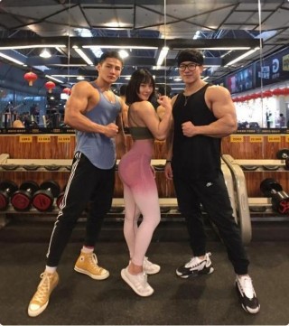 95後女孩在朋友圈分享健身照，沒想到成功走紅，網友：非常有魅力