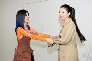 不知不覺，趙薇又站在了娛樂圈C位