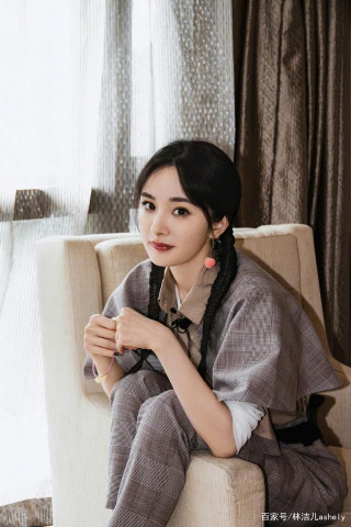 韓國女星也愛上了麻花辮？讓40歲宋慧喬少女感十足