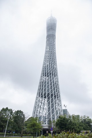 廣州最古怪的三座建築，兩座全國聞名，另外一座讓人感覺很詭異