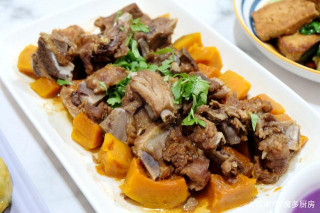 營養健康的家常飯菜，做法簡單，到家十分鐘開飯，母女三人吃得香