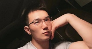 健身小夥因身材練得魁梧，遭女生嫌棄，網友：優秀也有罪？