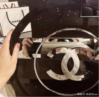 看完臉疼！香奈兒發布虛假廣告被罰，慎用化妝品，當心美容變毀容