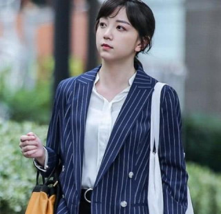 高考400多分，移民之後成了北大博士？應聘名校遭學生和網友抵制