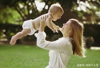 寶寶出生後多大開始認母，錯過這個時間，就別怪寶寶和媽媽不親