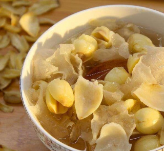 女人多吃以下幾種食物，能清肝明目、健脾滋腎，不妨一試