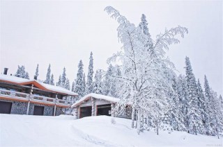 到東北不只是看雪了，在寒冷冬天這樣的度假旅遊方式，很新奇！