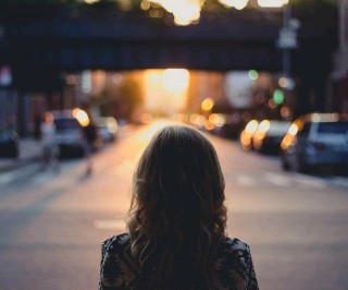 三毛5句經典的愛情語錄讓我們明白：愛你，我就有說不完的話語