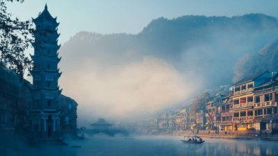 “最美麗的小城”——鳳凰古城