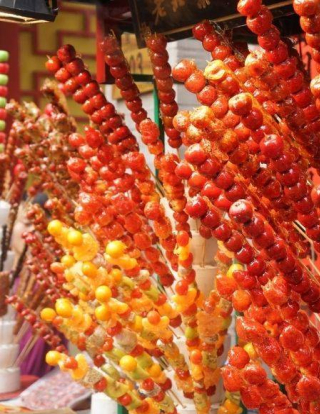 中科旅投：北京冬日街頭小吃，糖葫蘆與涮羊肉的甜蜜與溫暖_湯底_旅遊_莫屬