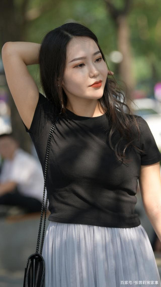 時尚街區那些有身材的姑娘，隨意穿都穿得這麼漂亮