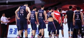 京粵生死戰！倆消息表明易建聯將帶傷出戰，廣東不想背上歷史恥辱