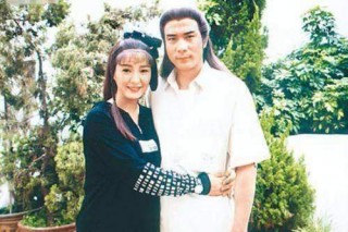 她17歲未婚先孕被當小三，生下二子卻被拋棄，至今未嫁獨自育兒