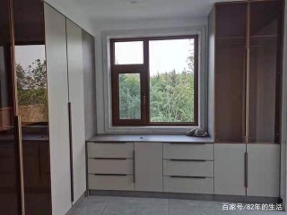 論白色家具對於提升屋子裏整體亮度的重要性！