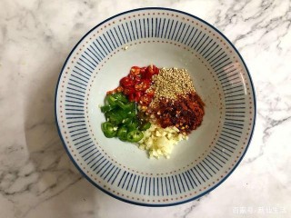 夏天開胃美食涼拌魔芋結，簡單4步驟，分享好吃的秘密