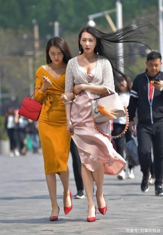 連衣裙時尚感更強，都能凸顯時尚潮流，甜美氣息盡顯