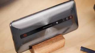 努比亞紅魔 6S Pro 評測：一款強大的電競遊戲手機