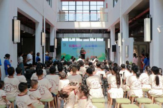 學文化、知東陽、護安全：“小候鳥”飛到東陽木雕小鎮