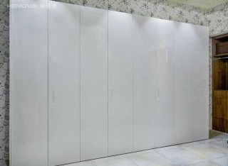 讓懶女人的臥室不亂, 定製衣櫃該這樣設計