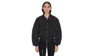 KM20 聯手 ALYX 發布限定 Bomber Jacket 和腰帶