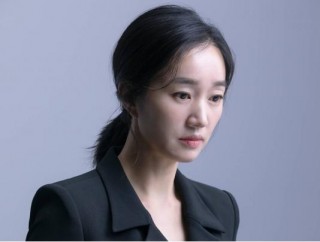 韓國女演員秀愛，四十二歲的她，憑什麼是張根碩的理想型？
